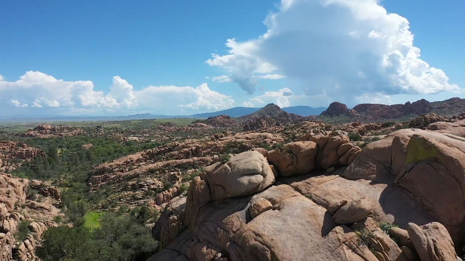 Granite Dells boulders and valley view north of Prescott, Arizona